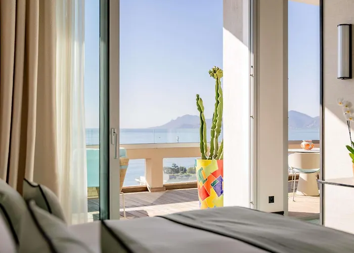 Mondrian Cannes