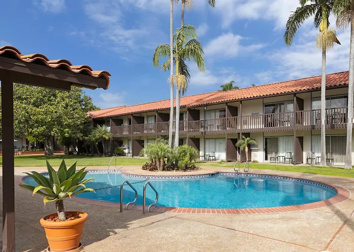 Best Western Plus Pepper Tree Inn