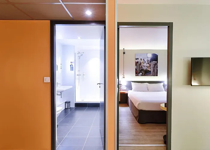 Hôtel 3 étoiles: ibis Styles Lyon Centre Confluence