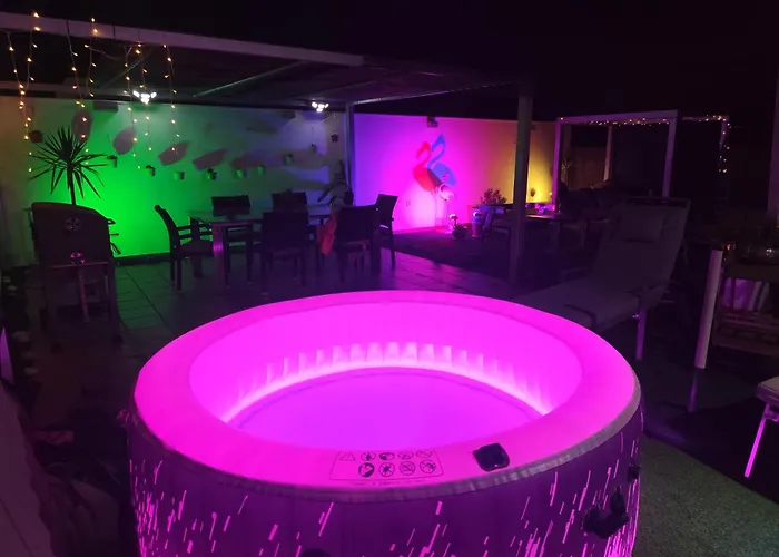 ÁTICO RILQUE, Apartamentos Independientes con Jacuzzi Privado y Terraza en Ronda