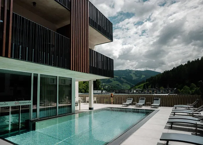 Lh Suites Aparthotel - New Since 2025