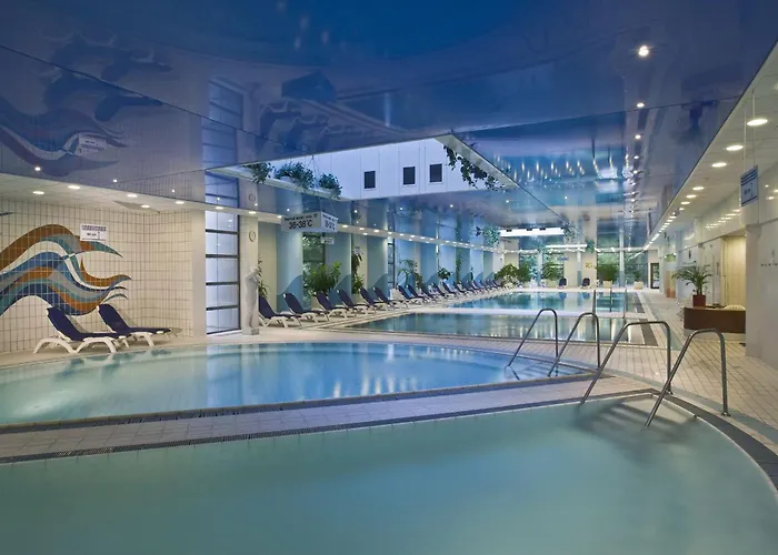 Hotel Con Piscina Danubius Helia