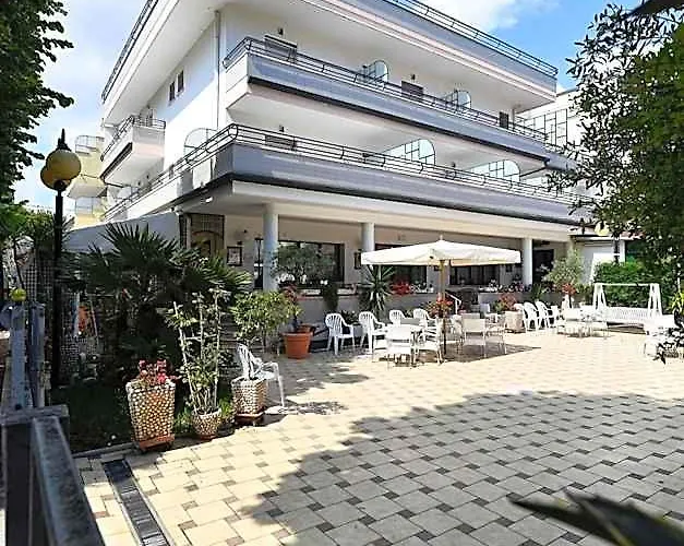 Hotel Criniera D'oro