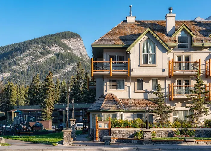 Rundlestone Lodge
