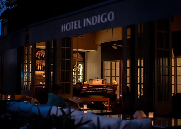 World Casino hotels Indigo Shenzhen Overseas Chinese Town By Ihg