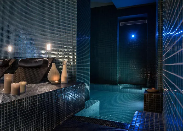 Hotel C2