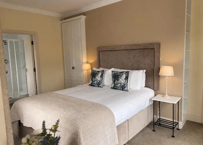 Kingfisher Lodge