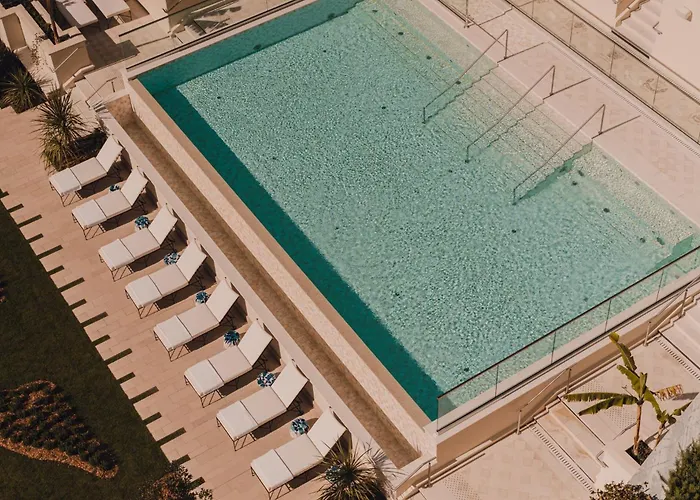 Carlton Cannes, A Regent Hotel
