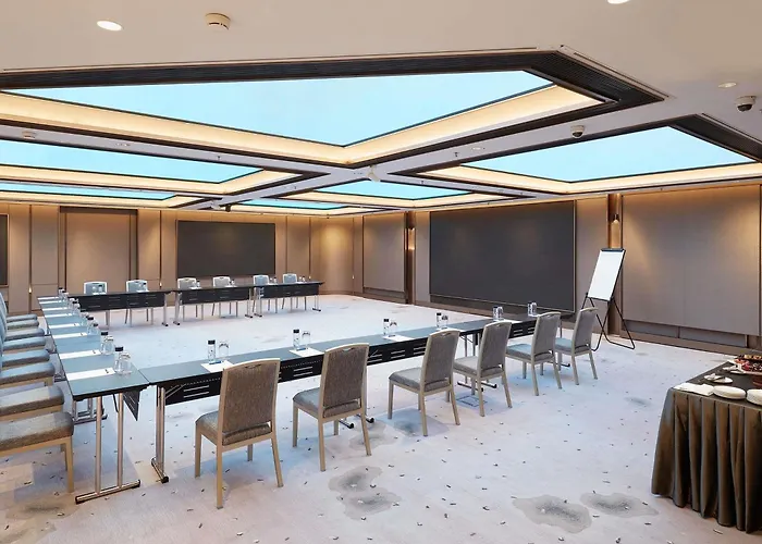 Novotel Century