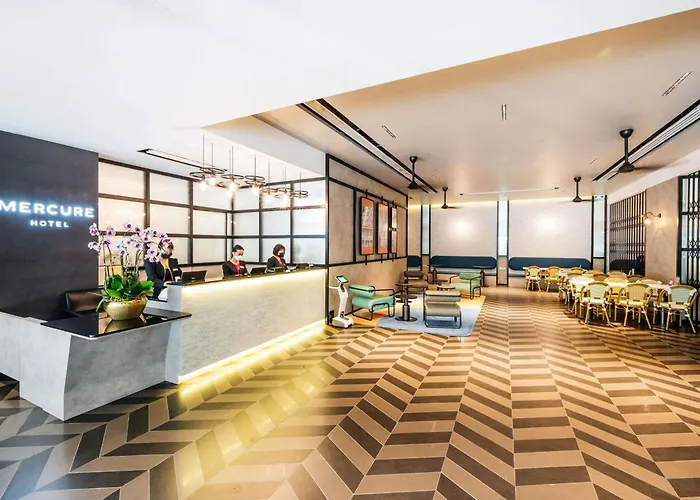 Hotels with a view Mercure Singapore Tyrwhitt