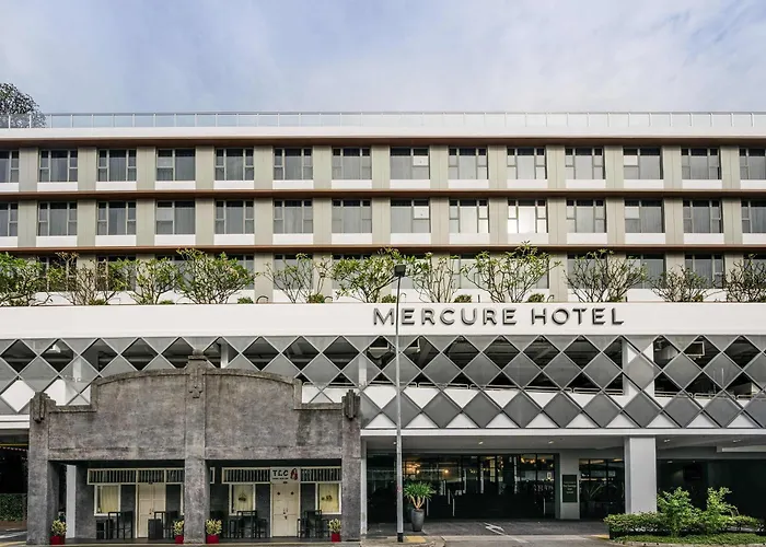 Hotels with a view Mercure Singapore Tyrwhitt