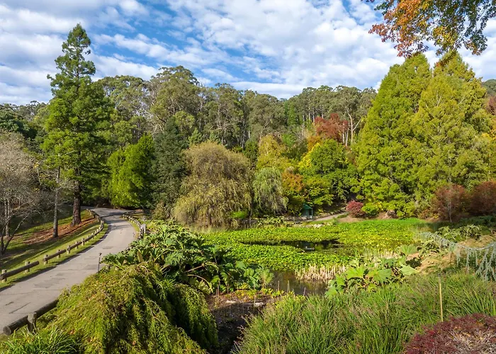Mount Lofty House & Estate Adelaide Hills - Adults Retreat