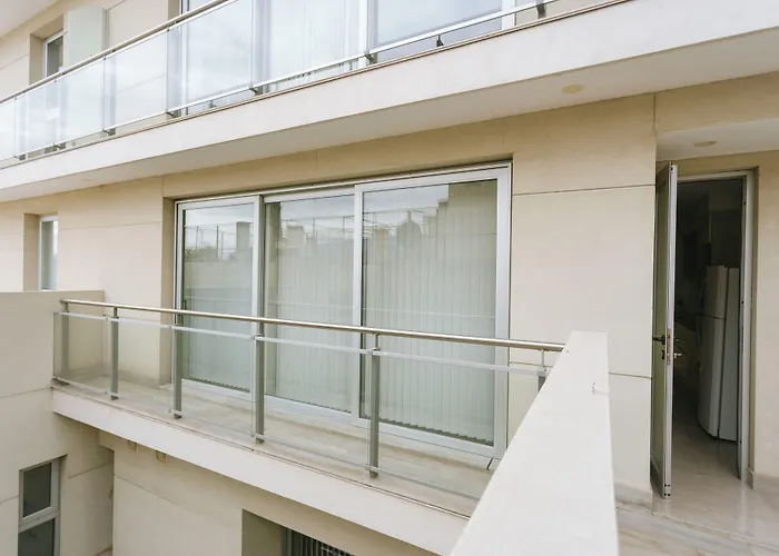 Le Montreal Apartments