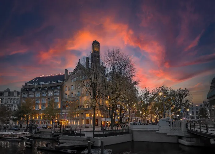Clayton Amsterdam American