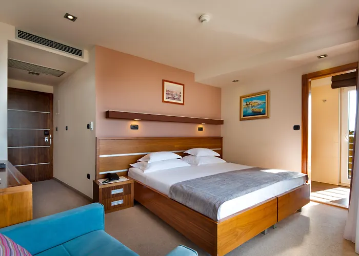 Hotel Plaza