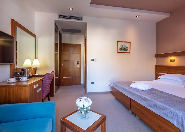 Hotel Plaza