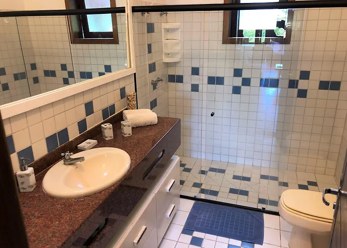 Ouro Sobre Azul Apart Hotel