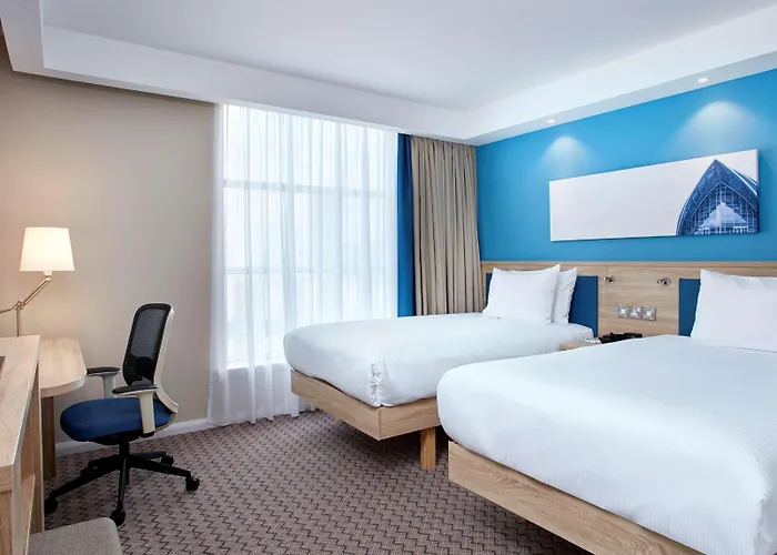 Hampton By Hilton Central