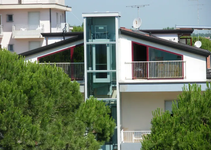 Hotel Villa Dina