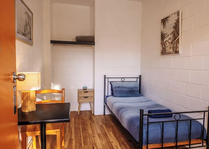 Yha Coolangatta Gold Coast