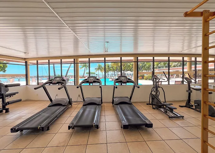 Marina Park Hotel