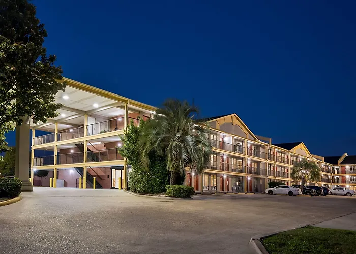 Fairbridge Inn Express