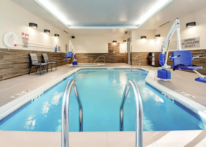Fairfield Inn & Suites By Marriott Asheville Tunnel Road