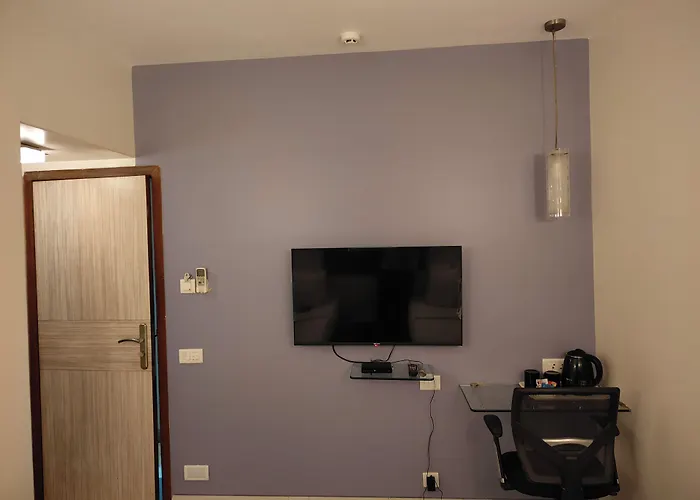 Apollo Guest House
