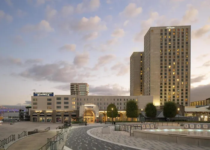 Hilton New Orleans Riverside
