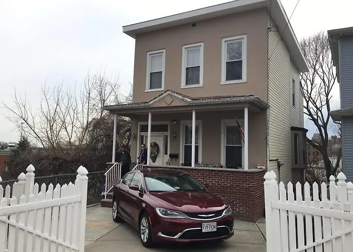 Apartment: Boyd Apartments