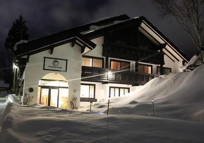 Snowlines Hakuba