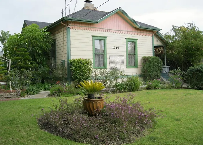 White Jasmine Inn