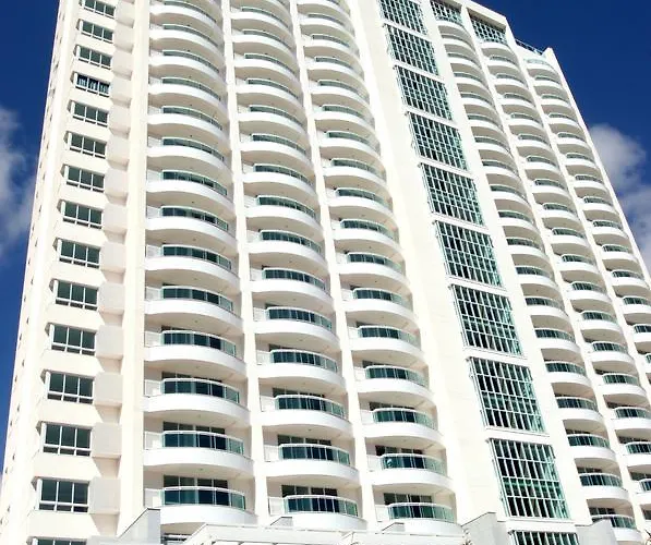Biarritz Hplus Long Stay