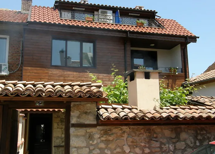 Emona Guest House
