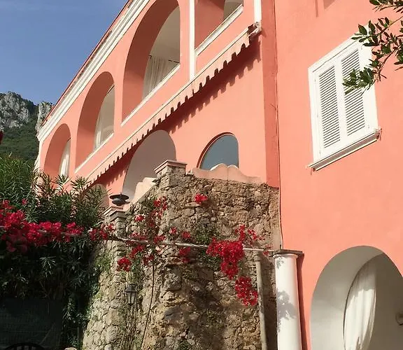 Capri Villa Bismarck