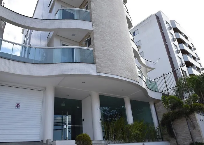 Apartamento: Suítes Trindade