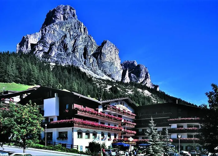 Zentrales Hotel: Hotel Miramonti Corvara