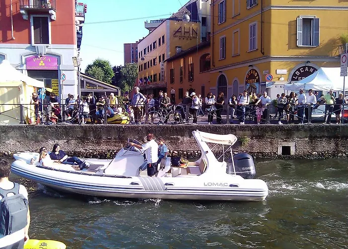  Art Navigli