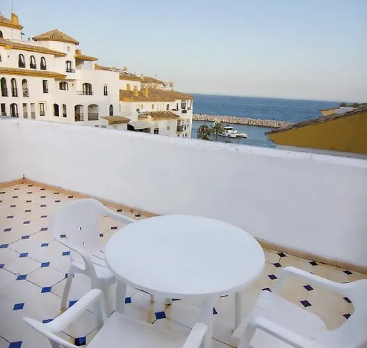 3 star hotel: Park Plaza Suites Apartamentos