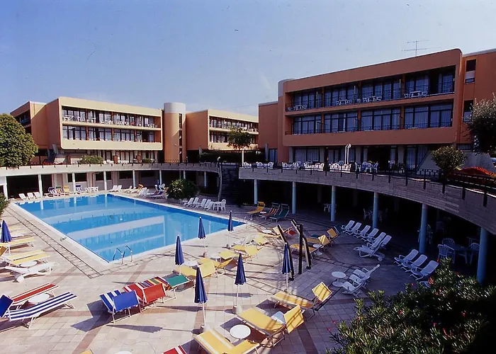Hotel Holiday