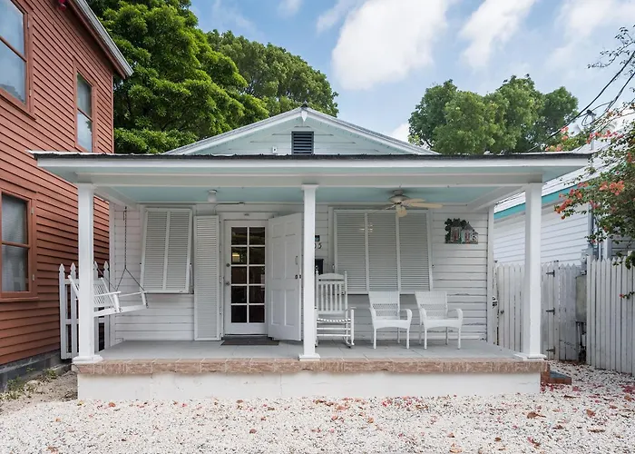 Amelia House