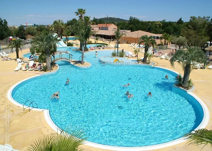 Camping Resort Les Champs Blancs