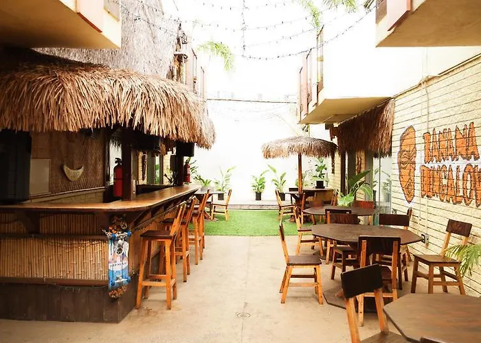 Banana Bungalow West Hollywood Hotel & Hostel