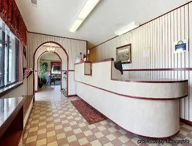 Hotel O Daylight Inn Elkhart I-90, In