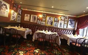 De Vere Herons Reach