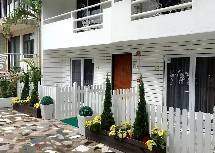 Dog friendly hotels Bellagio Pets Friendly