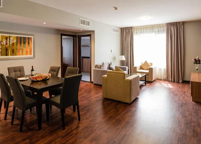 Emirates Plaza Hotel