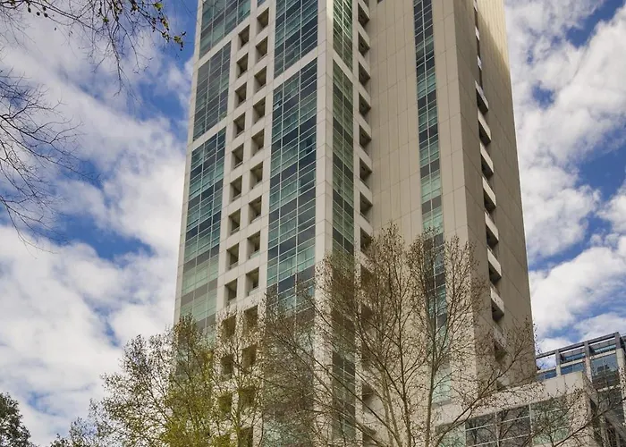 Resort: Clarion Suites Gateway