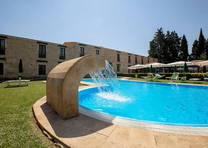 Hotel con piscina: Hotel Il Podere