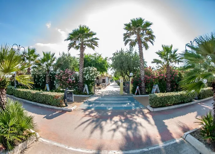  Village Adriatico